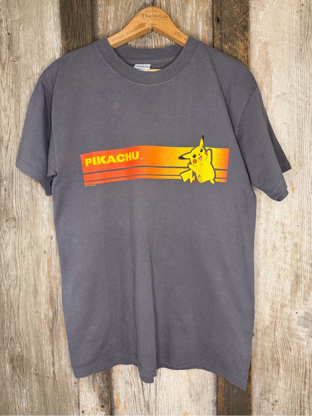 VTG 90s Nintendo Pokémon Pikachu Graphic Print Gray T-Shirt: Medium